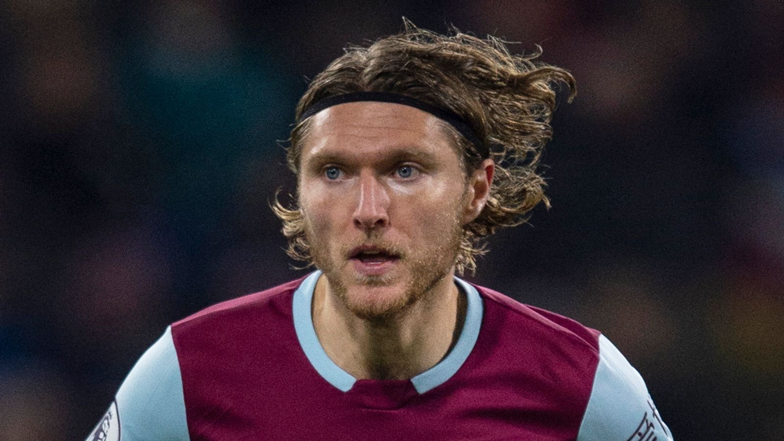 Jeff Hendrick buoyed by AC Milan’s interest ahead of Newcastle switch