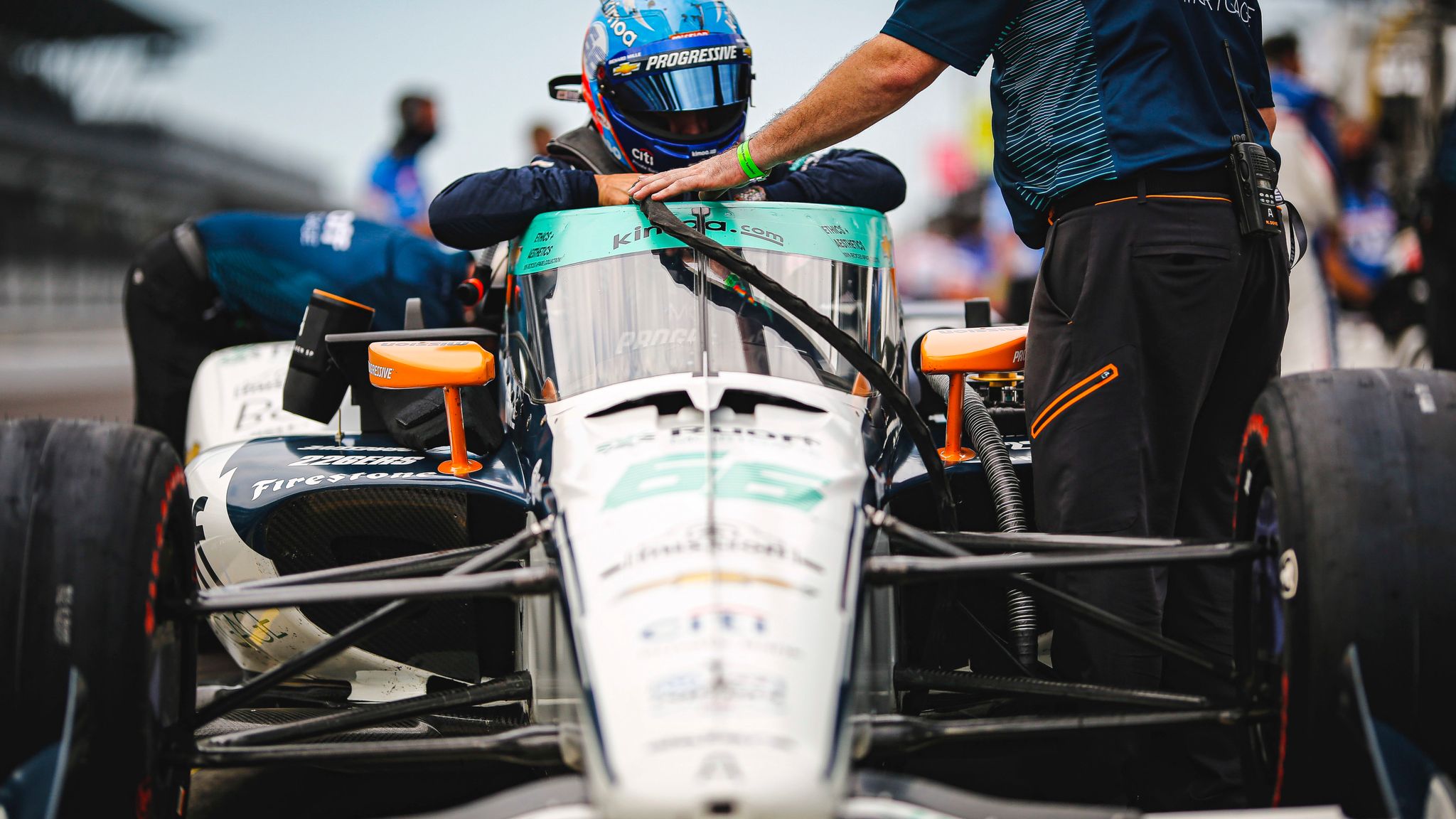 Indy 500 Fernando Alonso Crashes On Second Day Of Practice F1 News