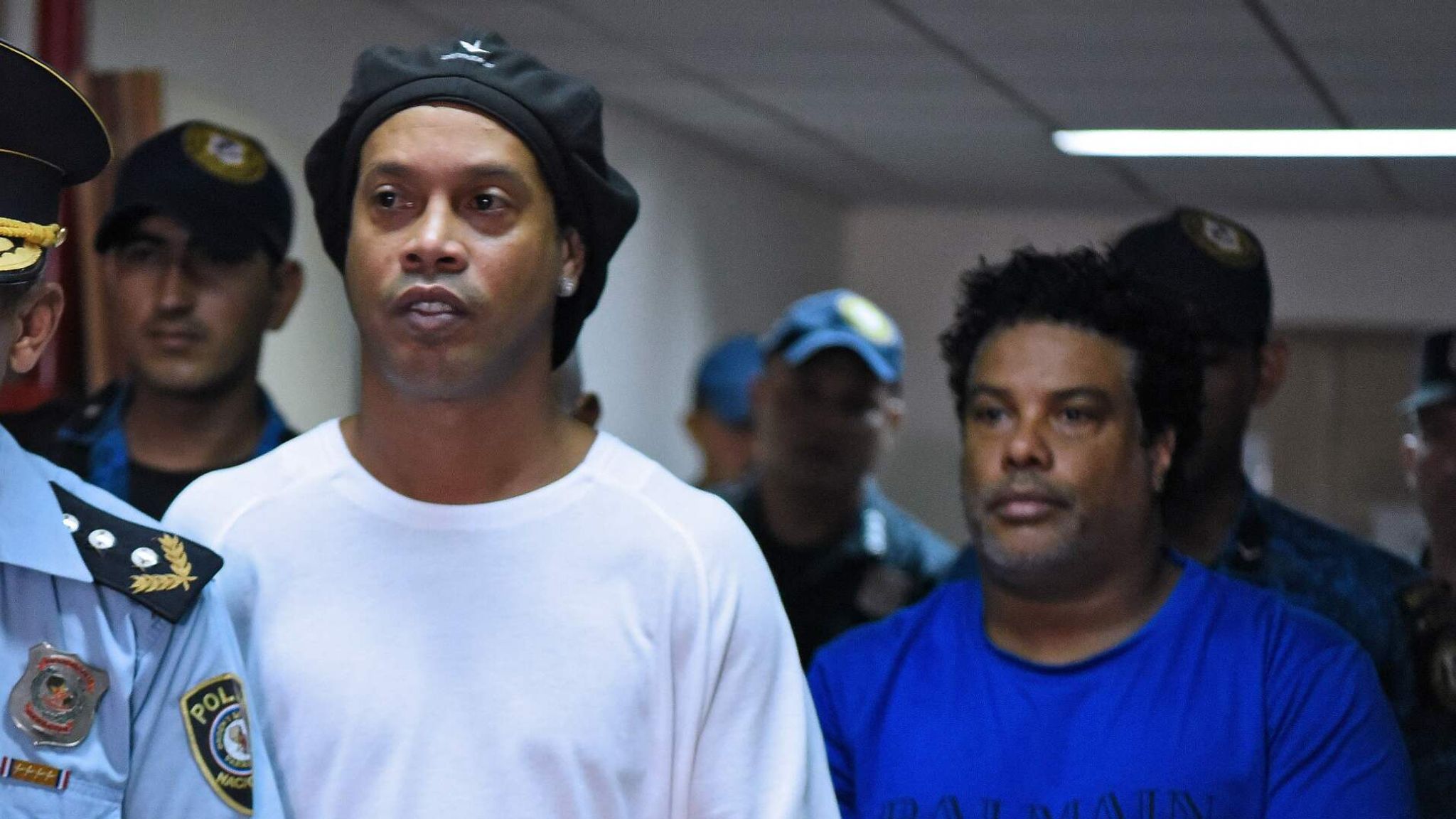 Ronaldinho Brazilian Legend Released From House Arrest In Paraguay Ronaldinho Brazilian Legend Released From House Arrest In Paraguay