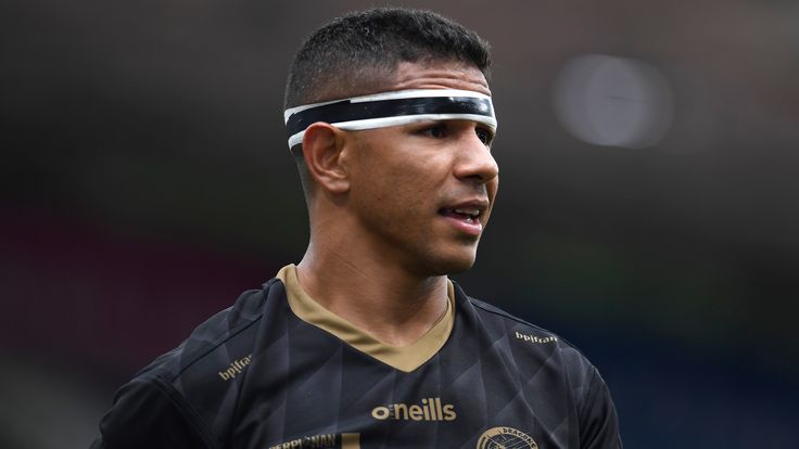 HUDDERSFIELD, ENGLAND - AUGUST 22: David Mead of Catalans Dragons looks on during the Challenge Cup Round Six match between Catalans Dragons and Wakefield Trinity at John Smith's Stadium on August 22, 2020 in Huddersfield, England. Stadiums remain empty due to the Coronavirus Pandemic as Government social distancing laws prohibit fans inside venues resulting in fixtures being played behind closed doors. (Photo by George Wood/Getty Images)