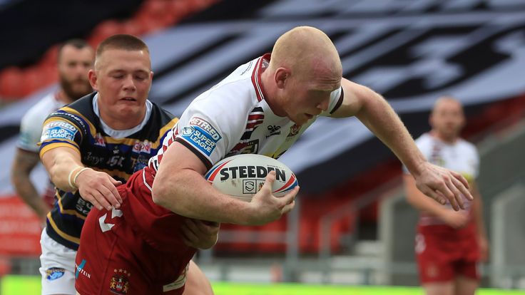 Wigan Warriors v Leeds Rhinos - Betfred Super League - Totally Wicked Stadium
Wigan Warriors' Liam Farrell scores his side's first try during the Betfred Super League match at The Totally Wicked Stadium, St Helens.