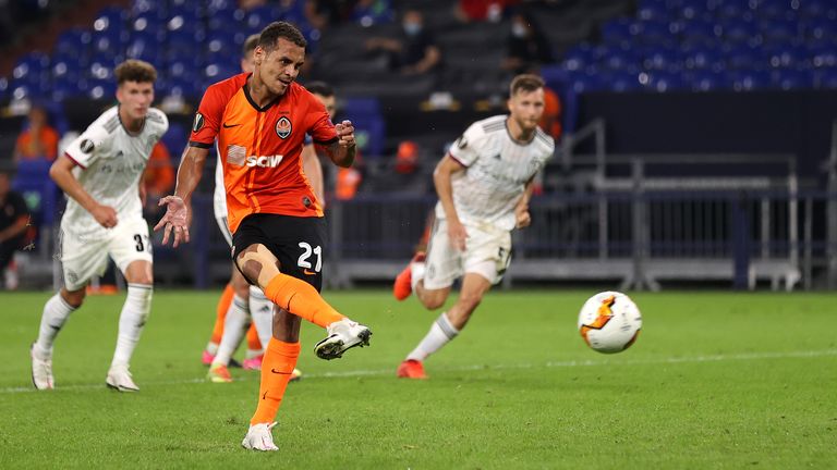 Alan Patrick tucks home his penalty to extend his side's lead on Tuesday