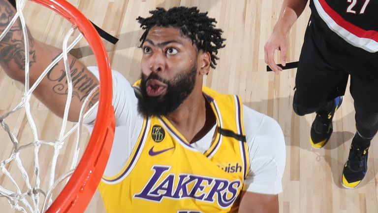Anthony Davis scores with a lay-up in the Lakers' Game 2 win over the Trail Blazers