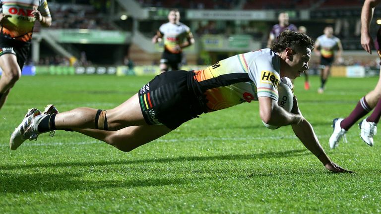 SYDNEY, AUSTRALIA - AUGUST 01: Brent Naden of the Panthers scores a try during the round 12 NRL match between the Manly Sea Eagles and the Penrith Panthers at Lottoland on August 01, 2020 in Sydney, Australia. (Photo by Jason McCawley/Getty Images)