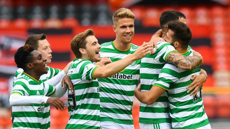 DUNDEE, SCOTLAND - AUGUST 22: Celtic's Albian Ajeti celebrates with teammates after scoring to make it 1-0 during  the Scottish Premiership match between Dundee Utd  and Celtic at Tannadice,  on August 22, 2020, in Dundee, Scotland. (Photo by Craig Foy / SNS Group)