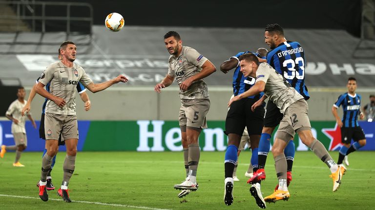 Danilo D'Ambrosio heads in Inter Milan's second against Shakhtar