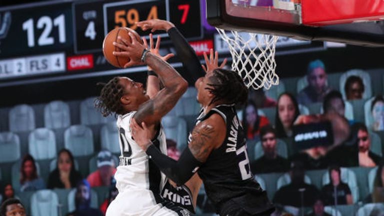 DeMar DeRozan of the San Antonio Spurs shoots the ball against the Sacramento Kings