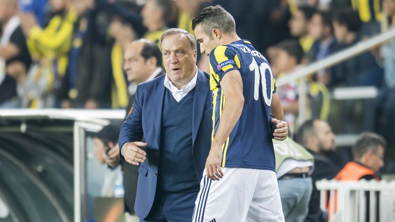 Dick Advocaat and Robin Van Persie previously worked together at Turkish side Fenerbahce from 2016-17