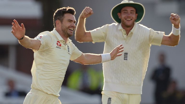 LONDON, ENGLAND - SEPTEMBER 8 : James Anderson of England celebrates with Stuart Broad after dismissing Kraigg Brathwaite of the West Indies to claim his 500th test wicket during the third cricket test between England and the West Indies at Lord&#39;s Cricket Ground on September 8, 2017 in London, England. (Photo by Philip Brown/Getty Images)