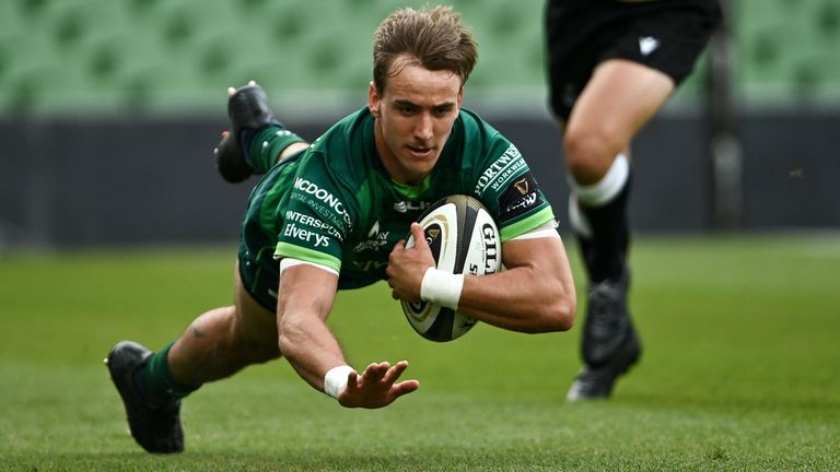 23 August 2020; John Porch of Connacht dives over to score his side's first try during the Guinness PRO14 Round 14 match between Connacht and Ulster at the Aviva Stadium in Dublin. Photo by Ramsey Cardy/Sportsfile