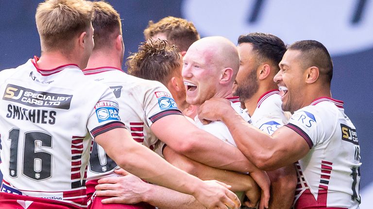 Wigan remain top of the Super League table after beating Castleford 30-22, despite being 12-0 down early in the first half