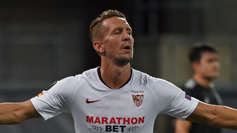 Luuk De Jong's winner sent Sevilla into the Europa League final at the expense of Manchester United