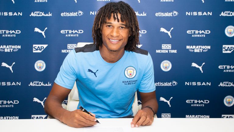 Nathan Ake signs Man City contract