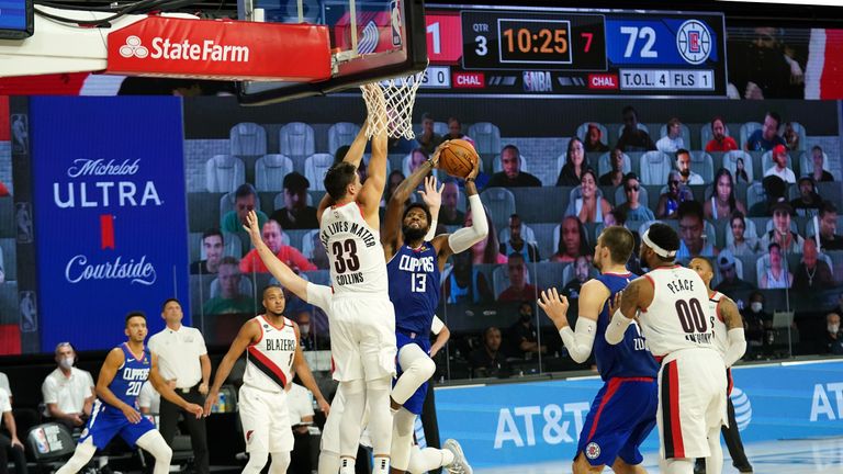 Highlights of the seeding match between the Los Angeles Clippers and the Portland Trail Blazers from Orlando.