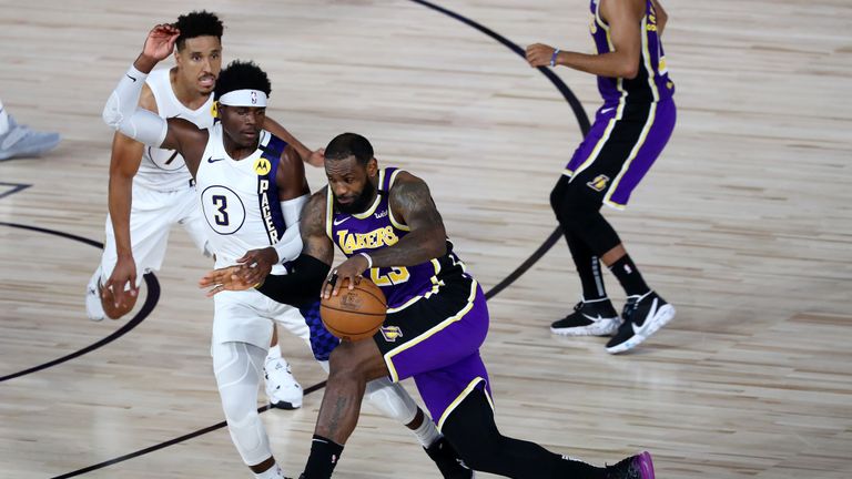 Highlights of the seeding match between the Los Angeles Lakers and the Indiana Pacers from Orlando.