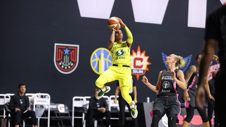 Highlights of the WNBA regular season game between the Seattle Storm and the Chicago Sky from Florida.