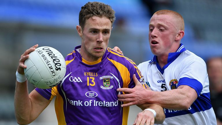 Paul Mannion of Kilmacud Crokes in action against Seán Lambe of St Vincent's