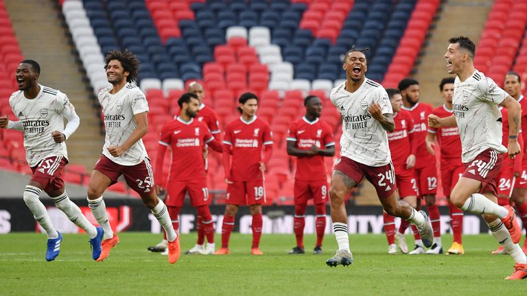 Arsenal 1-1 Liverpool (5-4 on pens): Pierre-Emerick Aubameyang secures  Community Shield shootout win | Football News | Sky Sports