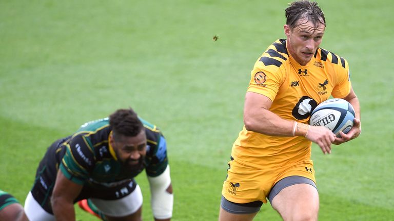 Josh Bassett scores Wasps' first try against Northampton