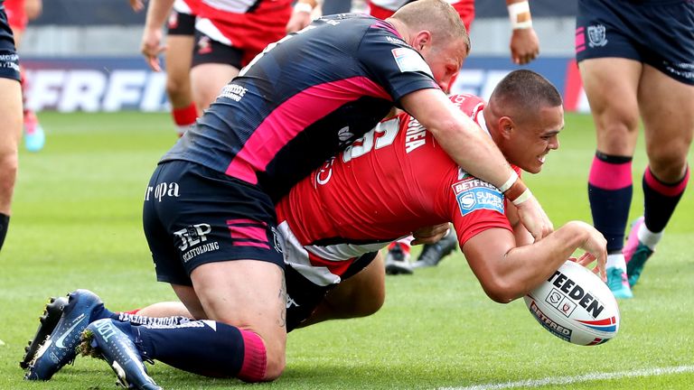 Watch highlights of Salford's victory over Hull FC