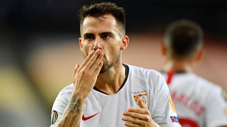 Suso celebrates scoring for Sevilla against Man Utd