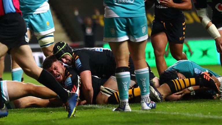 Alfie Barbeary scored a last-gasp bonus-point clinching try for Wasps 