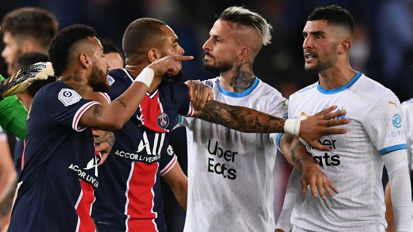 PSG 0-1 Marseille: Neymar makes racism claim as Marseille win in Le Classique ends with five red cards - Football News - Sky Sports