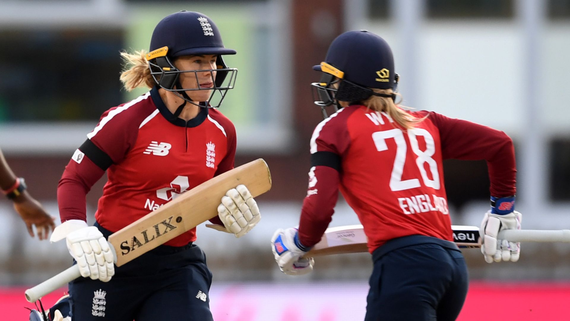 England Women bat in second T20 vs WI LIVE!