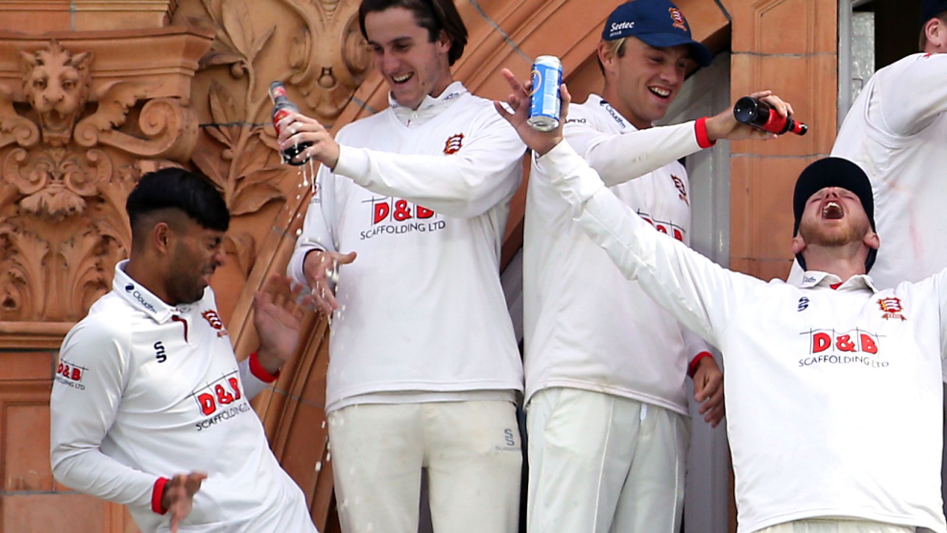Beer sprayed on Muslim player; Essex captain apologises