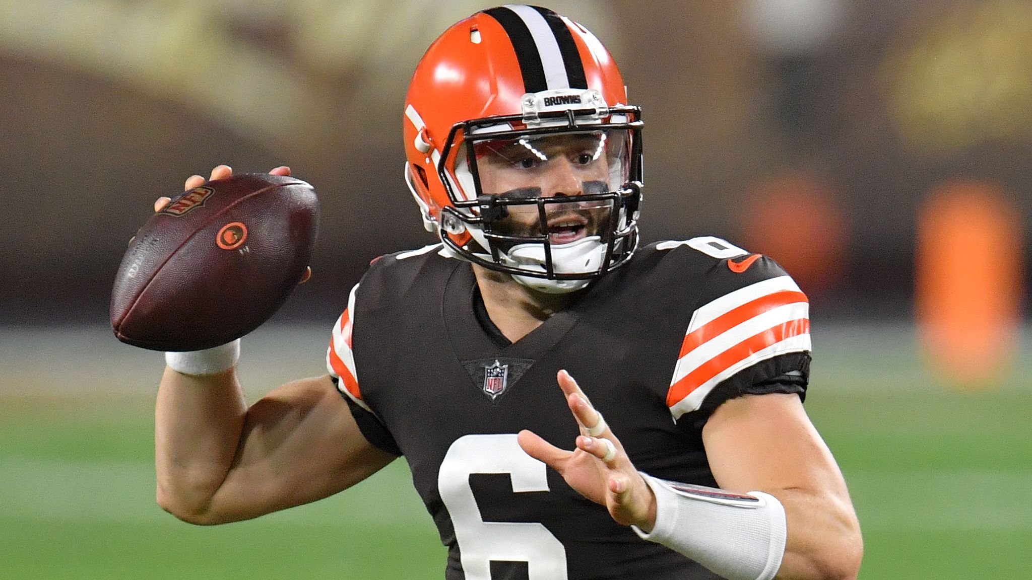 Baker Mayfield finds Odell Beckham Jr. for 42-yard pass