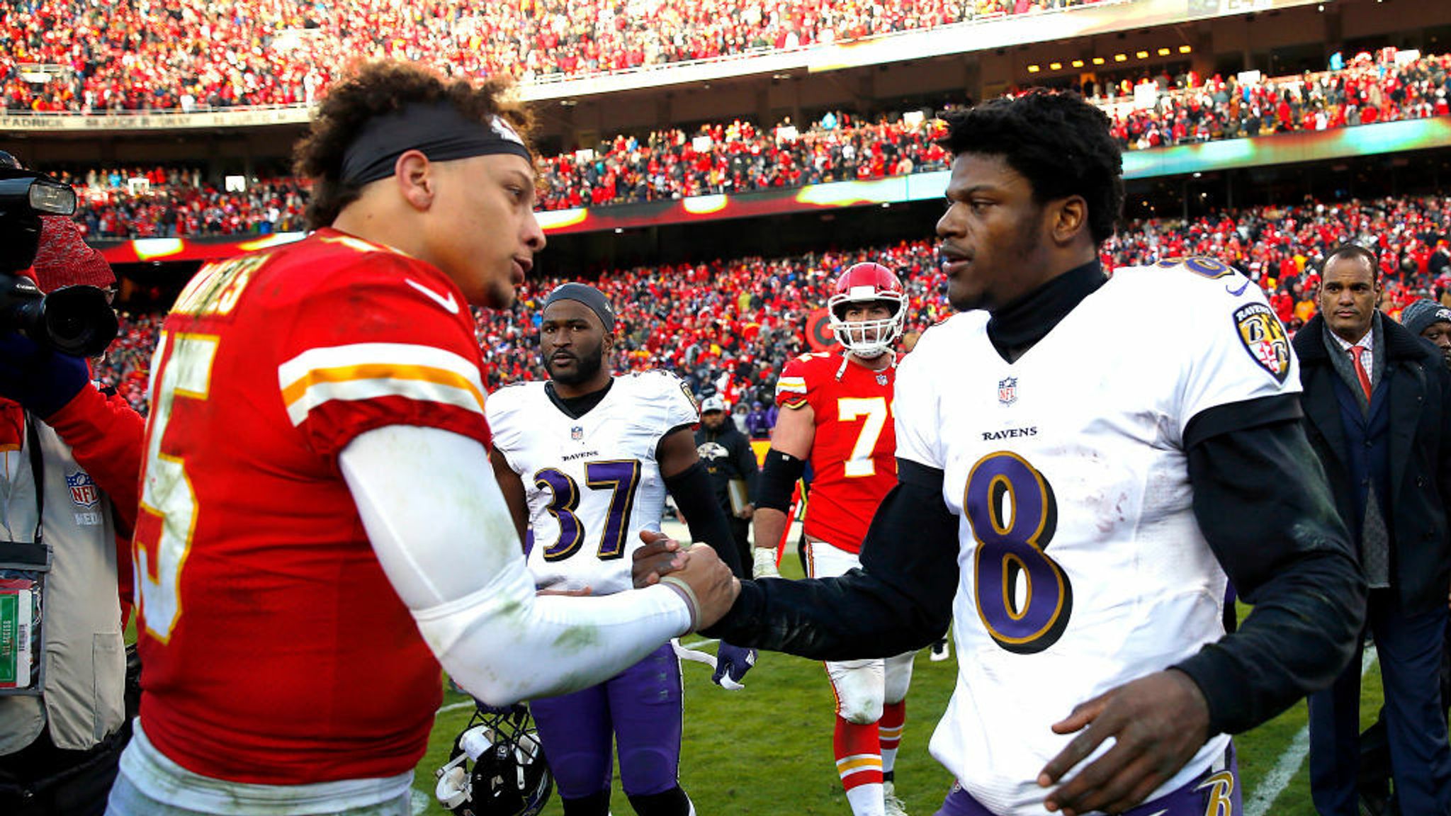 Pundit Says Only Lamar Jackson Can Dethrone Patrick Mahomes