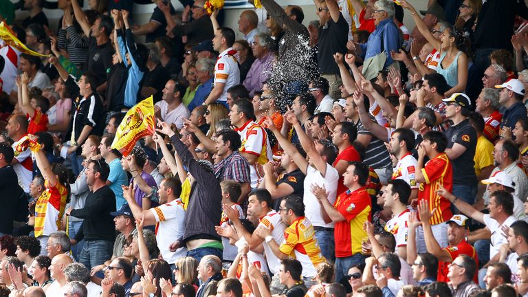 PICTURE BY ALEX WHITEHEAD/SWPIX.COM - Rugby League - Challenge Cup Quarter-Final - Catalan Dragons v Warrington Wolves - Stade Gilbert Brutus, Perpignan, France - 13/05/12 -
