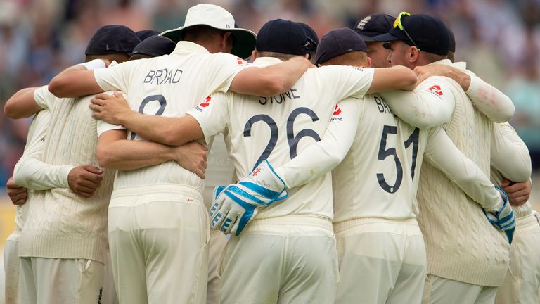BIRMINGHAM, ENGLAND - AUGUST 04: England form a huddle before play resumes after lunch during day four of the First Specsavers Ashes Test Match between England and Australia at Edgbaston on August 04, 2019 in Birmingham, England. (Photo by Visionhaus)