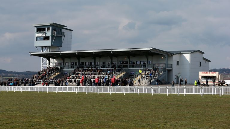 General view of  Ffos Las racecourse