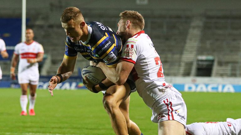 Ash Handley scored Leeds' second try of the quarter-final