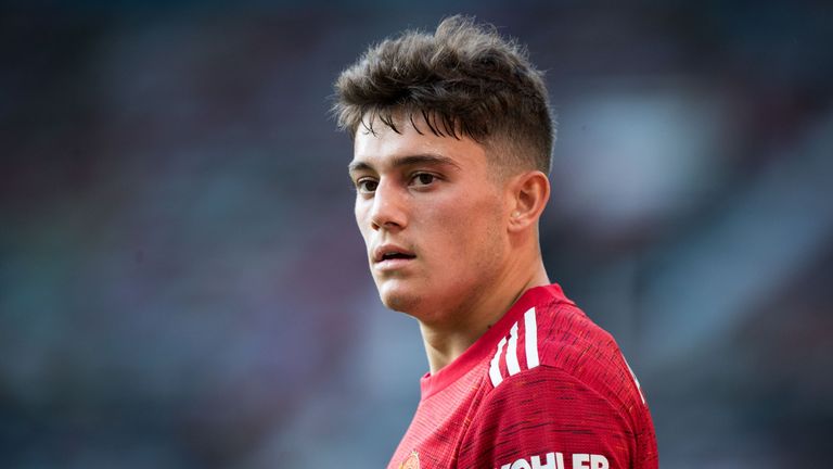 MANCHESTER, ENGLAND - SEPTEMBER 19: Daniel James of Manchester United looks on during the Premier League match between Manchester United and Crystal Palace at Old Trafford on September 19, 2020 in Manchester, United Kingdom. (Photo by Sebastian Frej/MB Media/Getty Images)