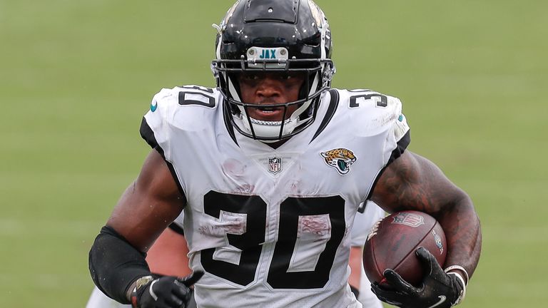 JACKSONVILLE, FL - SEPTEMBER 13: Runningback James Robinson #30 of the Jacksonville Jaguars on a running play during the game against the Indianapolis Colts at TIAA Bank Field on September 13, 2020 in Jacksonville, Florida. The Jaguars defeated the Colts 27 to 20. (Photo by Don Juan Moore/Getty Images) *** Local Caption *** James Robinson