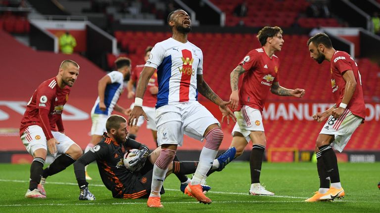 Jordan Ayew reacts after his penalty is saved by David De Gea