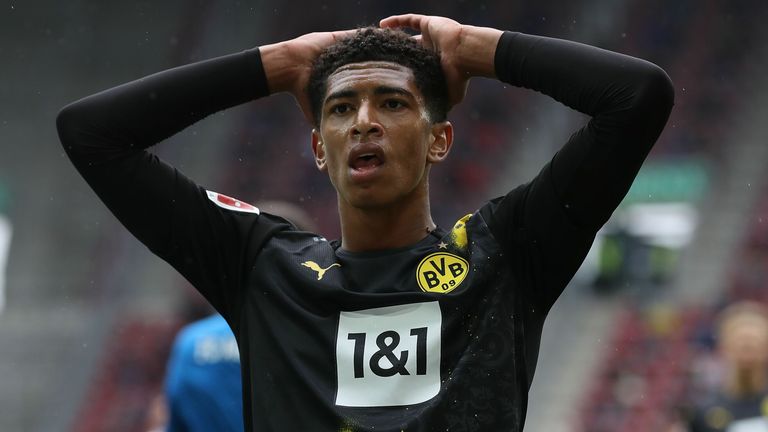 Jude Bellingham reacts during Borussia Dortmund's defeat to FC Augsburg 