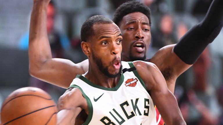 Khris Middleton dishes a pass during Milwaukee's Game 4 win over Miami