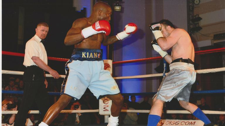 Lee Cook's return after eight years was to referee Kian Thomas v Danny Donchev. Photo credit: Phil Sharkey