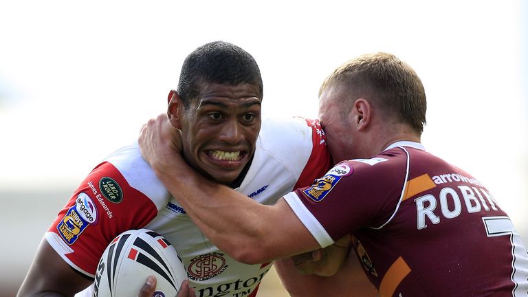 Leon Pryce in action for St Helens