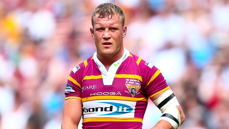 Luke Robinson played XX times for the Giants