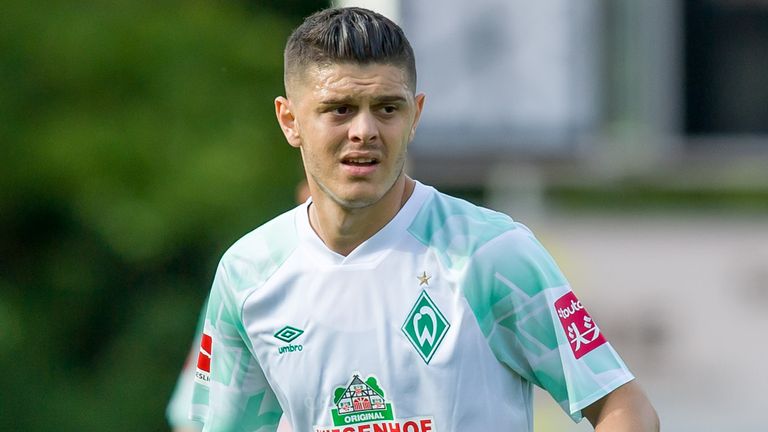 Milot Rashica of SV Werder Bremen looks on during the pre-season friendly match between SV Werder Bremen and FC St. Pauli at Blau-Weiss Lohne Heinz-Dettmer-Stadion on August 29, 2020 in Lohne, Germany.