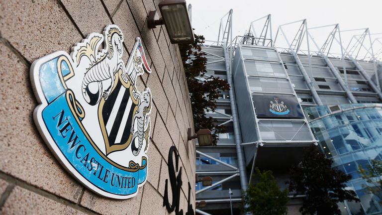 during the Barclays Premier League match between Newcastle United and Arsenal at St James' Park on August 29, 2015 in Newcastle upon Tyne, England.