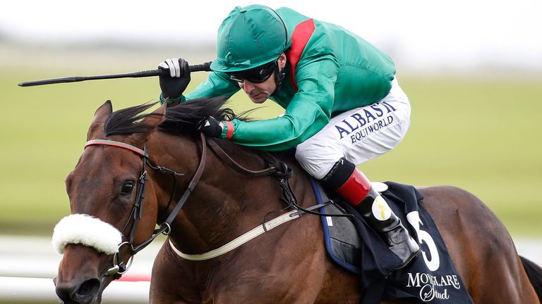 Pat Smullen riding Shamreen to win the Blandford Stakes