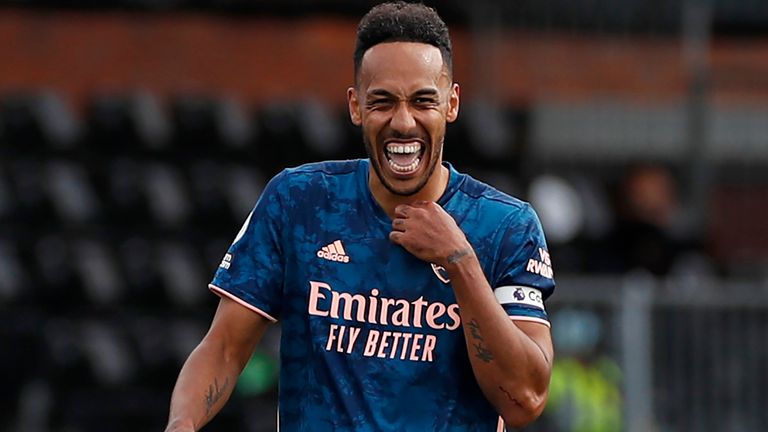 Pierre-Emerick Aubameyang celebrates scoring Arsenal&#39;s third goal