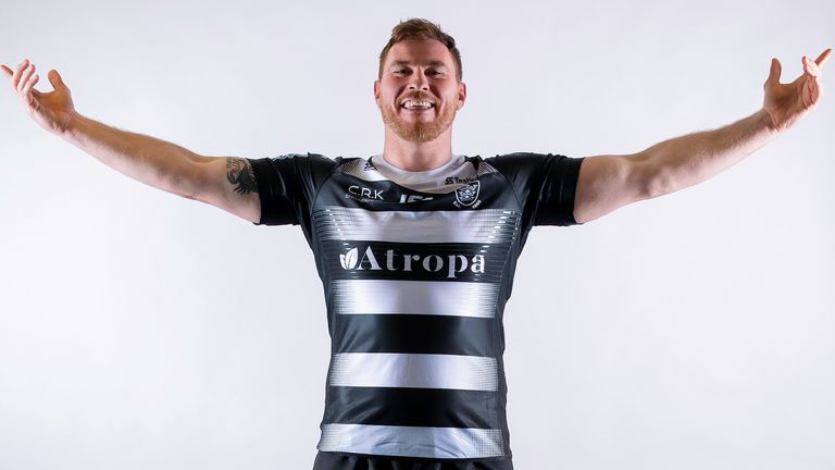 Hull FC's Scott Taylor will make his long-awaited return from a back injury on Thursday vs Castleford 