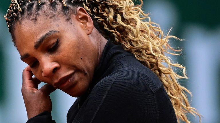 Serena Williams of the US reacts as she plays against Kristie Ahn of the US during their women&#39;s singles first round tennis match at the Philippe Chatrier court on Day 2 of The Roland Garros 2020 French Open tennis tournament in Paris on September 28, 2020