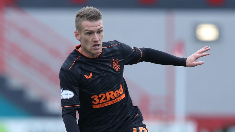 HAMILTON, SCOTLAND - AUGUST 29: Steven Davis of Rangers controls the ball during the Ladbrokes Scottish Premiership match between Hamilton Academical and Rangers at Hope CBD Stadium on August 29, 2020 in Hamilton, Scotland. (Photo by Ian MacNicol/Getty Images)